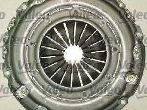 Комплект зчеплення з вижимним BerlingoPartner 1.6-2.0HDI (кпп.BE4R) 02- (230mm18z) VALEO 826033 на CITROËN XSARA PICASSO