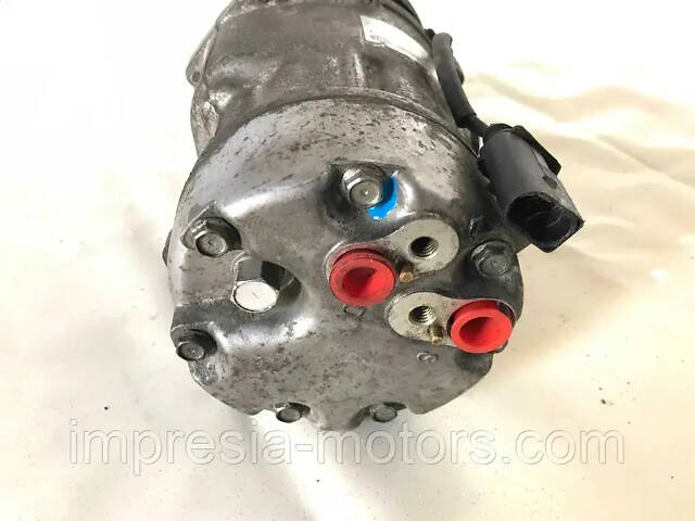 Компрессор кондиционера Audi A3, Golf, Octavia 8FK351127381