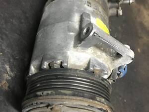 Компрессор кондиционера 6854059 Opel Astra H седан (L69)(2004-2014)