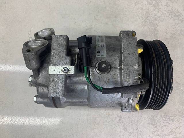 Компрессор кондиционера для Ford C-Max 1.6 TDCi 2007-2010 - Фото 2