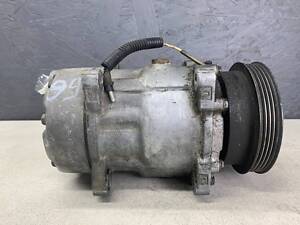 Компрессор кондиционера для Renault Megane 1.4 1.6 2.0 / 1.9 dTi 1996-2003