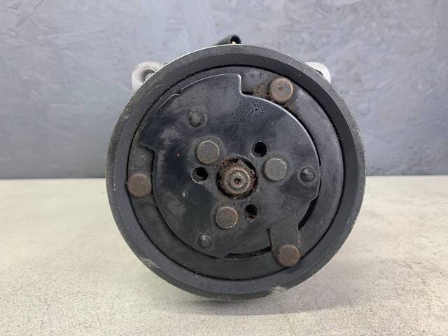 Компрессор кондиционера для Renault Megane 1.4 1.6 2.0 / 1.9 dTi 1996-2003 - Фото 4