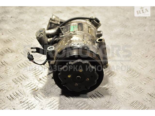 Компрессор кондиционера (дефект) VW Polo 1.2 12V 2001-2009 6Q0820