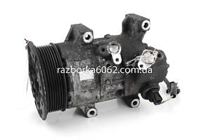 Компрессор кондиционера 2.2 TDI Toyota RAV-4 III 2005-2012 8831042250