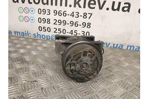 Компрессор кондиционера 73111AE011 Subaru Legacy 1998-2002