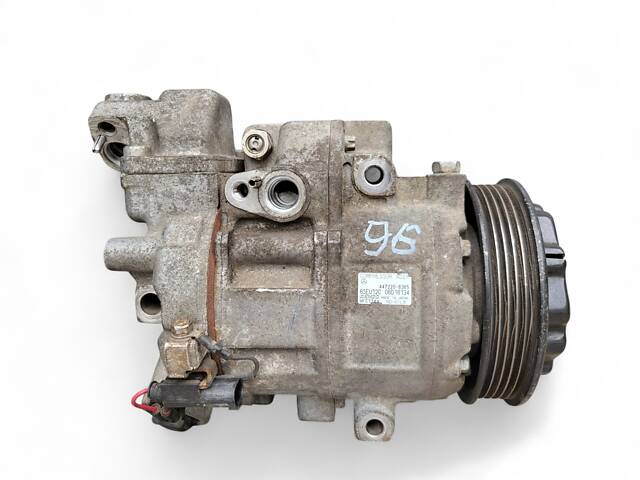 Компрессор кондиционера для Mercedes Vaneo 414 - Фото 1