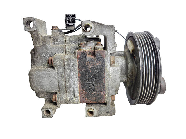 Компрессор кондиционера Mazda 6 GG 1.8 2.0 2.3 - Фото 3