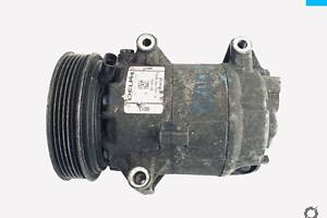 Компрессор кондиционера Renault Megane II Scenic Nissan Almerа 8200316164