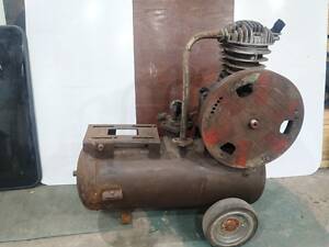 компрессор СО7Б. після профілактики, ресивер 50 л,1991 рік Вільнюс.