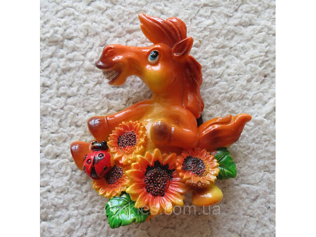 Конь магнит в подсолнухах es3 символ 2026 сувенир подарок новогодний год коня магниты 8х7см - Фото 1