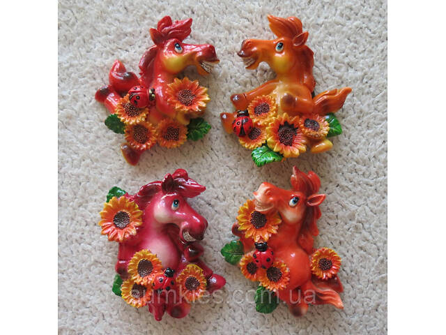 Конь магнит в подсолнухах es3 символ 2026 сувенир подарок новогодний год коня магниты 8х7см - Фото 5