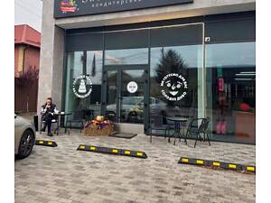 Кондитерская - кофейня с собственным производством, Киев