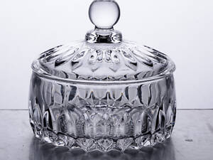 Конфетница с крышкой Ø13 см ваза конфетница круглая стеклянная прозрачная