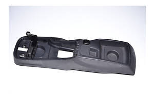 Консоль центральная 8200457030 RENAULT Kangoo 09-17, Kangoo 08-17; MERCEDES-BENZ Citan 12-21