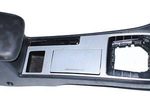 Консоль центральная подлокотник 561864207Q VW Passat B7 (USA) 11-15, Passat B8 (USA) 16-