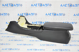 Консоль центральная подлокотник Lexus GS300 GS350 GS430 GS450h 06-07 черная царапины