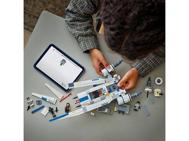 Конструктор LEGO Star Wars Повстанский истребитель U-Wing 594 детали (75399) - Фото 9