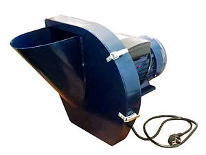 Корморезка (кормоизмельчитель) Зубренок для корнеплодов и сочных овощей и фруктов (850 кг/час, 1.5 кВт)