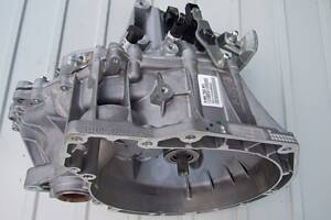 КОРОБКА ПЕРЕДАЧ FORD FIESTA MK8 H1BR-7002-AFE НОВА