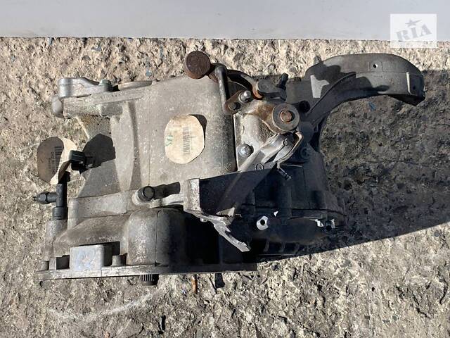 Коробка передач механика Mercedes B-Class W245 2.0T - Фото 4