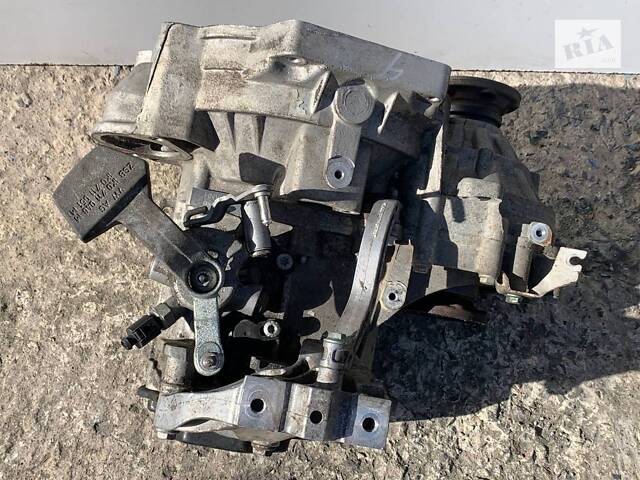 Коробка передач механика Volkswagen Touran 2003-2010 1.9 TDI - Фото 4
