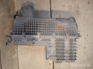 Коробка воздушного фильтра Renault Clio 000061467