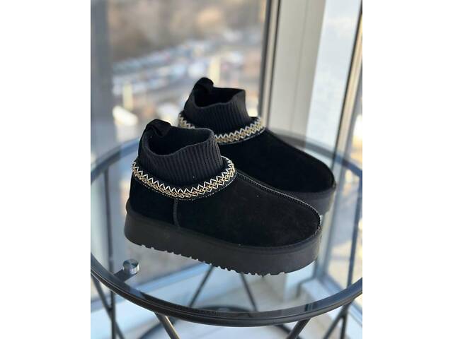 Короткі замшеві уггі з носком, угги жіночі Vilaro 36,40,41р код 9039 - Фото 3