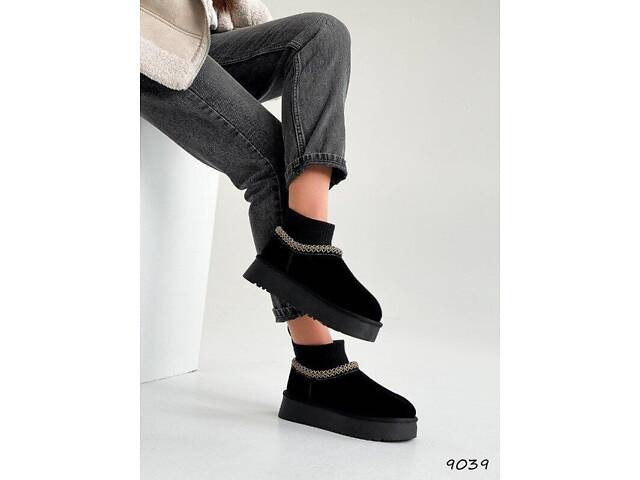 Короткі замшеві уггі з носком, угги жіночі Vilaro 36,40,41р код 9039 - Фото 10