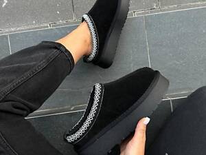 Короткі замшеві уггі з вишивкою, трендові уги автоледі 36,39,40р код 3540 39, 25