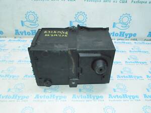 Корпус АКБ Ford Escape MK3 13- AM5Z-10732-C