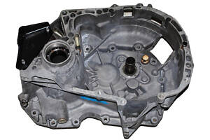 Корпус КПП передний 7701475318 RENAULT Kangoo 97-07; NISSAN Kubistar 03-08