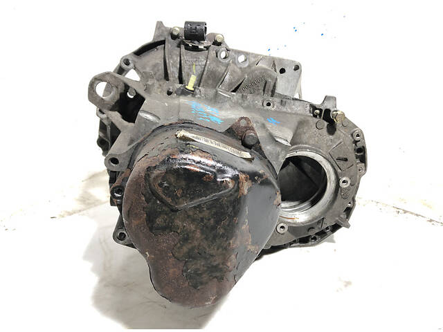 Корпус КПП в зборі 7700600037 RENAULT Clio II 98-05