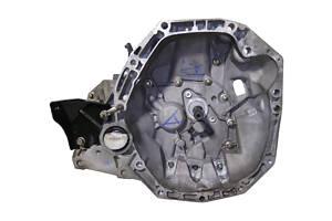 Корпус КПП в зборі 7701474068 RENAULT Megane II 03-09