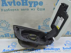 Корпус лючка бензобака VW Touareg 18-760809857C