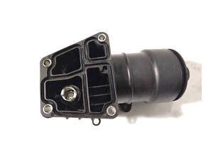 Корпус масляного фільтра пластик 03L115389C VW Caddy III 04-15, Golf VI 09-14, Tiguan 08-16, T5 03-15, PASSAT B7 10-15, Crafter 06-16, Jetta VI 10-18, Touran 10-15, Caddy IV 15-, T6 16-, CC 11-18, Bee