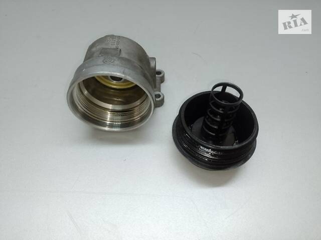 Корпус масляного фільтру MAZDA 3 BK 03-08 LF02-14-310A