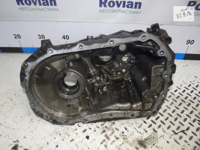 Корпус МКПП (1,6 MPI 16V) Renault FLUENCE 2009-2012 (Рено Флюенс), БУ-255636