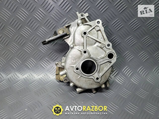 Крышка корпус привода вакуумного насоса RF2A10650B на 2.0 DITD Mazda 323 BJ, 323F, Premacy, 626 GF, GW