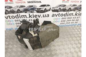 Корпус вентилятора печки MN162079 Mitsubishi Outlander 1 2001-2006