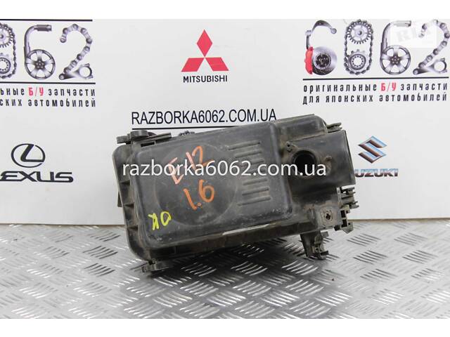 Корпус воздушного фильтра 1.6 Toyota Corolla E12 2000-2006 177050D041