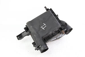 Корпус воздушного фильтра 1.8 Hybrid Toyota Prius (ZVW35) 2009-2015 1770037250