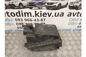 Корпус воздушного фильтра 1770022120 Toyota Corolla E120 2000-2006