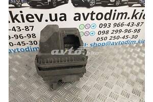 Корпус воздушного фильтра 2.0 побитый корпус MR514993 Mitsubishi Outlander 1 2001-2006