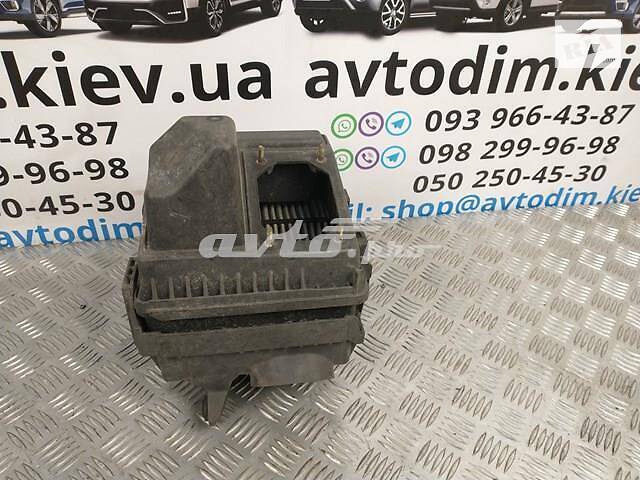 Корпус воздушного фильтра 2.0 побитый корпус MR514993 Mitsubishi Outlander 1 2001-2006