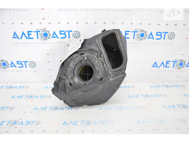 Корпус воздушного фильтра Audi A4 B9 17-2.0T