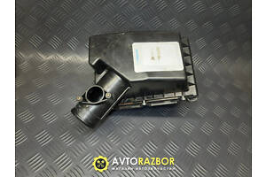 Корпус повітряного фільтра B33G13320B, B33G13Z01B 1.3, 1.4 бензин на Mazda 323 BJ, 323F 1998-2004 рік