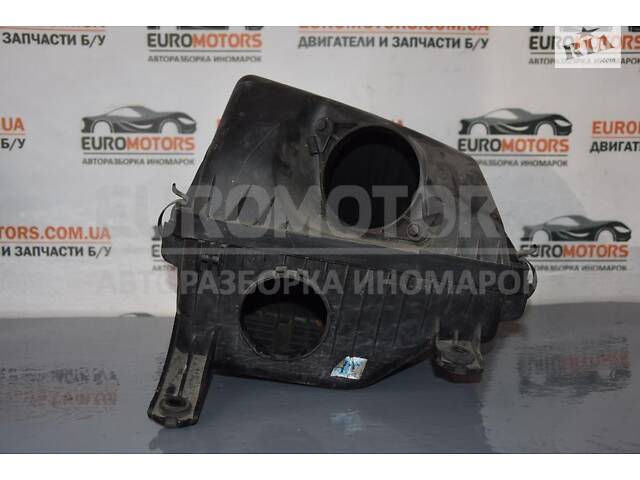 Корпус воздушного фильтра Kia Sorento 3.5 V6 2002-2009 281103 708