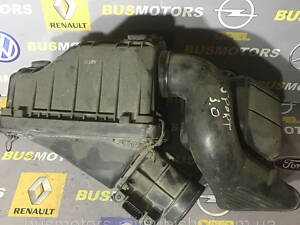 Корпус повітряного фільтра Mitsubishi Pajero Sport 3.0 1998-2008 MR127419