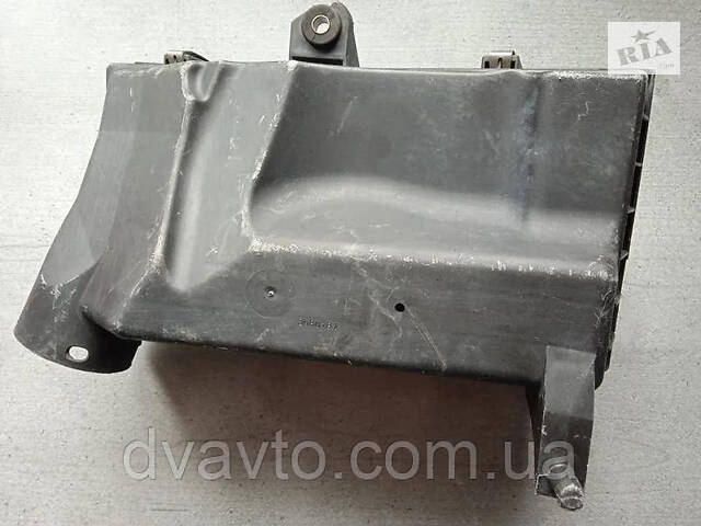 Корпус повітряного фільтра Mitsubishi Space Star MR911742 30884026