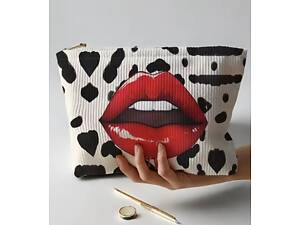 Косметичка класна.